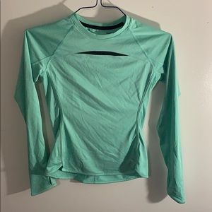 Reebok long sleeve active wear shirt